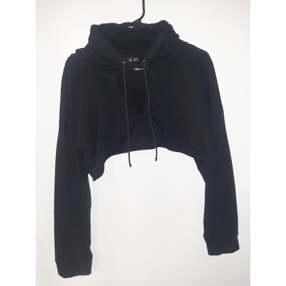 🌟Pretty Little Thing cropped hoodie